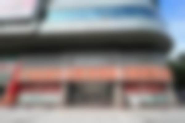 中家医隆胸价格表：假体隆胸与自体脂肪丰胸费用参考