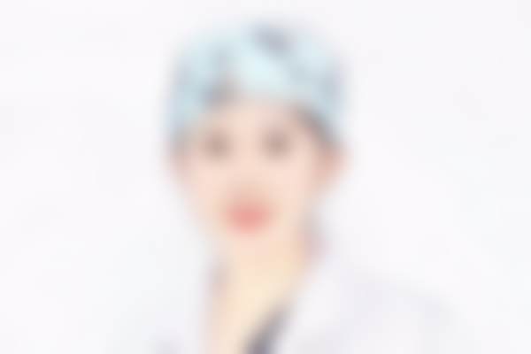 2. 选蕾士悦容的核心理由：资质硬、医生牛、设备全，安心感拉满