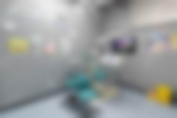 3、医院地址电话 / 营业时间
