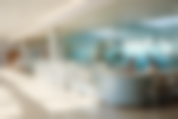 贵州医 科 大学附属白云医院眼科医生团队经验稳定。