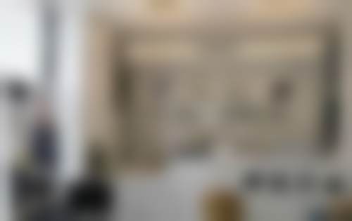义乌傅氏口腔门诊部地理位置便于到院。
