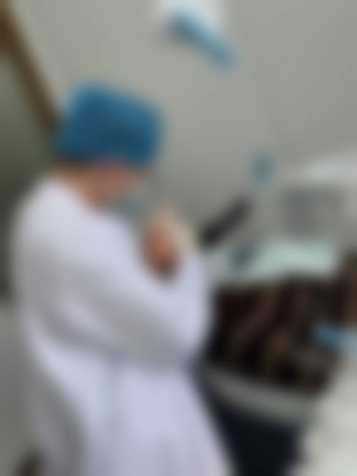 限时特别优惠活动:原价12800元种植牙现价8800元