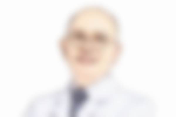 眼睛疲劳视物模糊？我在昆明艾维眼科医院验光检查，体验便捷服务与专业建议！ 