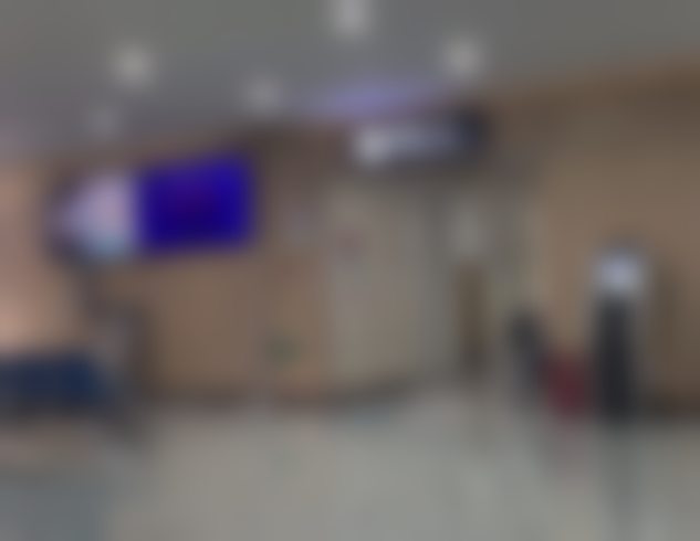Q2:颜志明医生做的全飞秒手术安心吗?