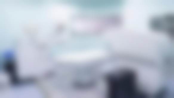 五、独特优势:相比传统方式,成都高新睛彩眼科的ICL晶体植入术好在哪里?